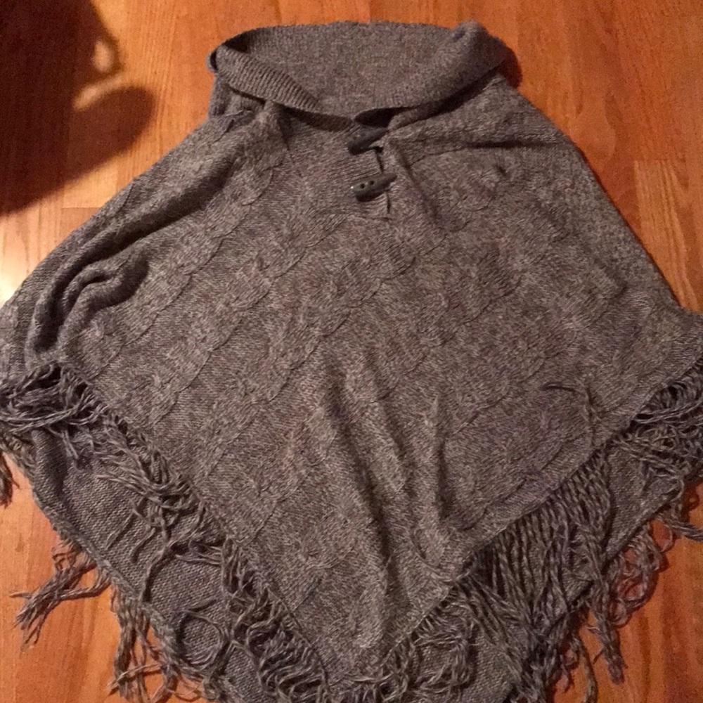 Women’s poncho